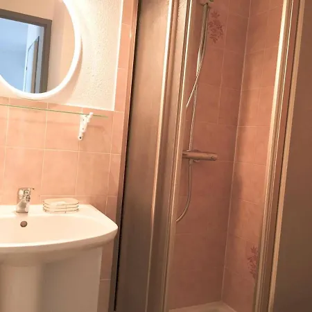 T2 A Vaux-sur-mer, Terrasse, Jardin, Parking, Accepte Animaux, Pour 3/4 Personnes - Fr-1-494-76 * فو سور ميه